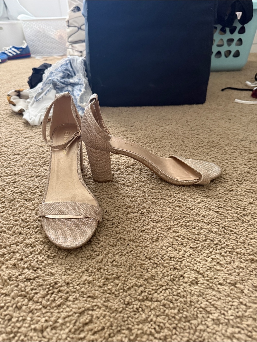 Women’s Ankle-Strap Block Heel Sandals - Champagne